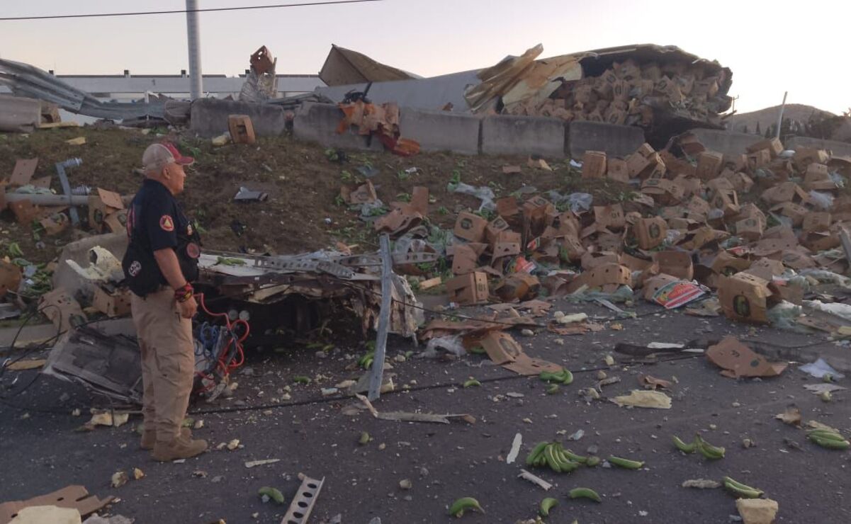 Un motociclista que transitaba por la zona también murió. Foto: Especial