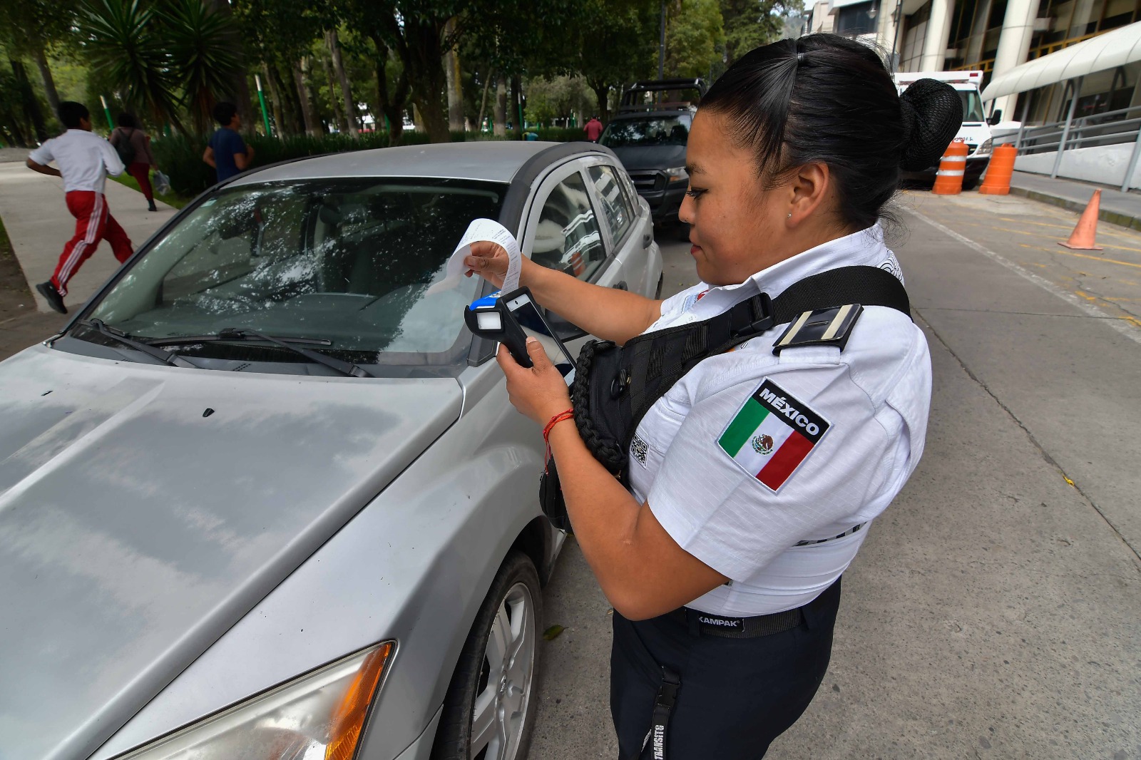 Las infracciones al Reglamento de Tránsito se reactivarían en Cuautitlán Izcalli después de 100 días del gobierno de Daniel Serrano Palacios. Foto Jorge Alvarado