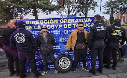 Caen dos cristaleros en Toluca tras robo en el barrio San Miguel Apinahuizco