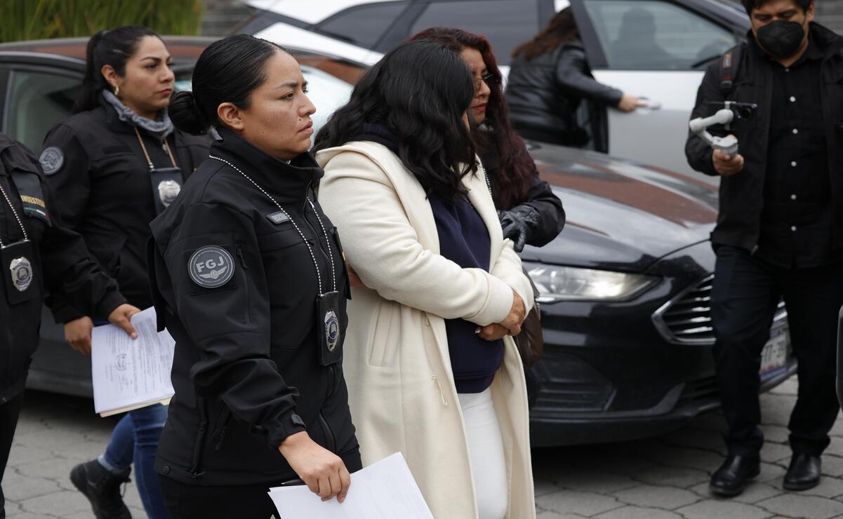 La Fiscalía del Edomex puso en marcha un operativo para el traslado / Foto Arturo Hernández