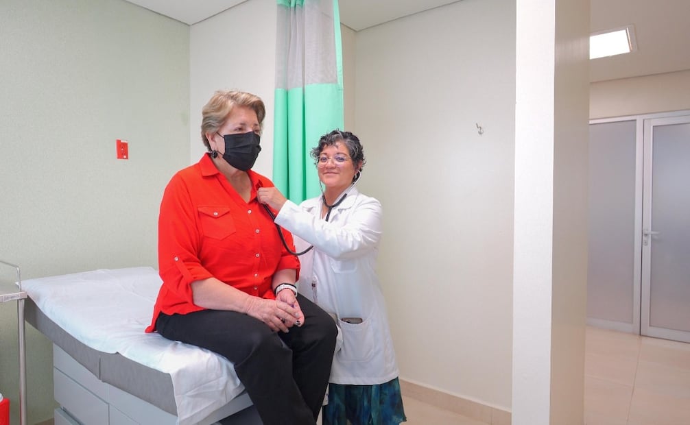 Los centros de salud y unidades médicas del Estado de México se verán reforzados con esta estrategia de cobertura universal. Foto Especial
