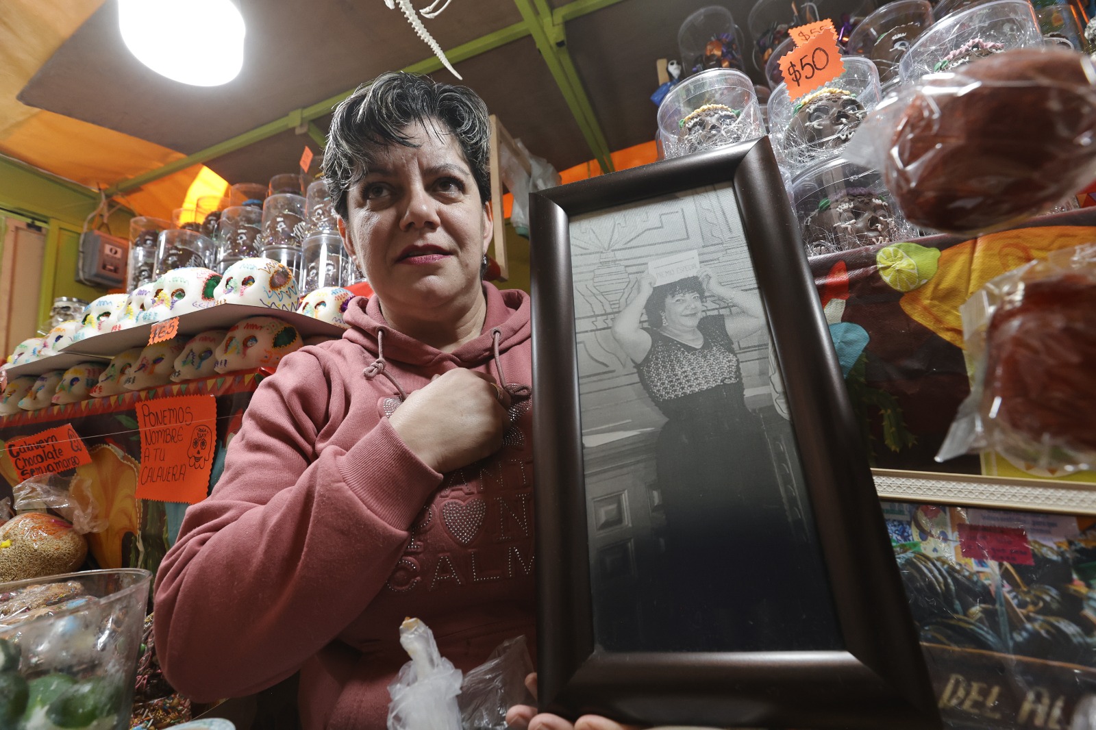 Su hija Yolanda recuerda con orgullo y amor a su madre Victoria. Foto Jorge Alvarado