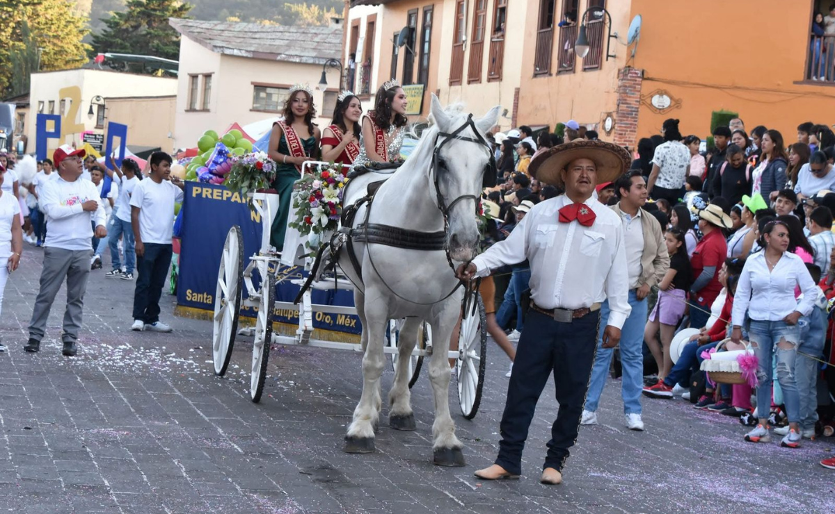 Calles de El Oro se preparan para el Carnaval 2025, del 11 al 13 de abril Foto: Especial
