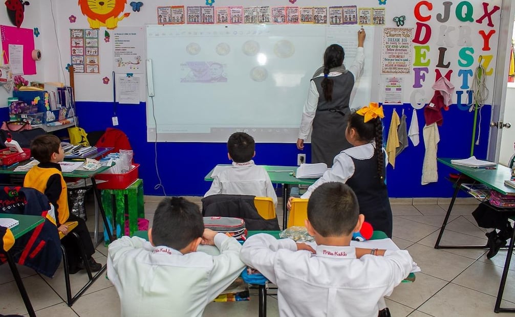 La Asociación de Escuelas Particulares del Estado de México llamó a verificar el RVOE de las instituciones educativas. Foto Alejandro Vargas / El Universal
