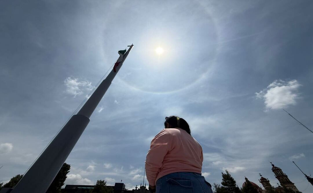 Un Halo Solar sorprendió a los ciudadanos del Edomex, fenómeno causado por cristales de hielo a gran altitud. Foto: Sergio García / El Universal Estado de México