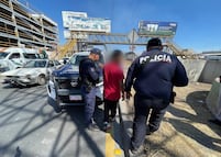 Policías y paramédicos evitan suicidio en torre de alta tensión en Ecatepec