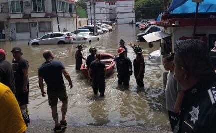 Continúa OPDM, PC y Bomberos con labores de atención y rescate por afectaciones de lluvias en Los Reyes Ixtacala 
