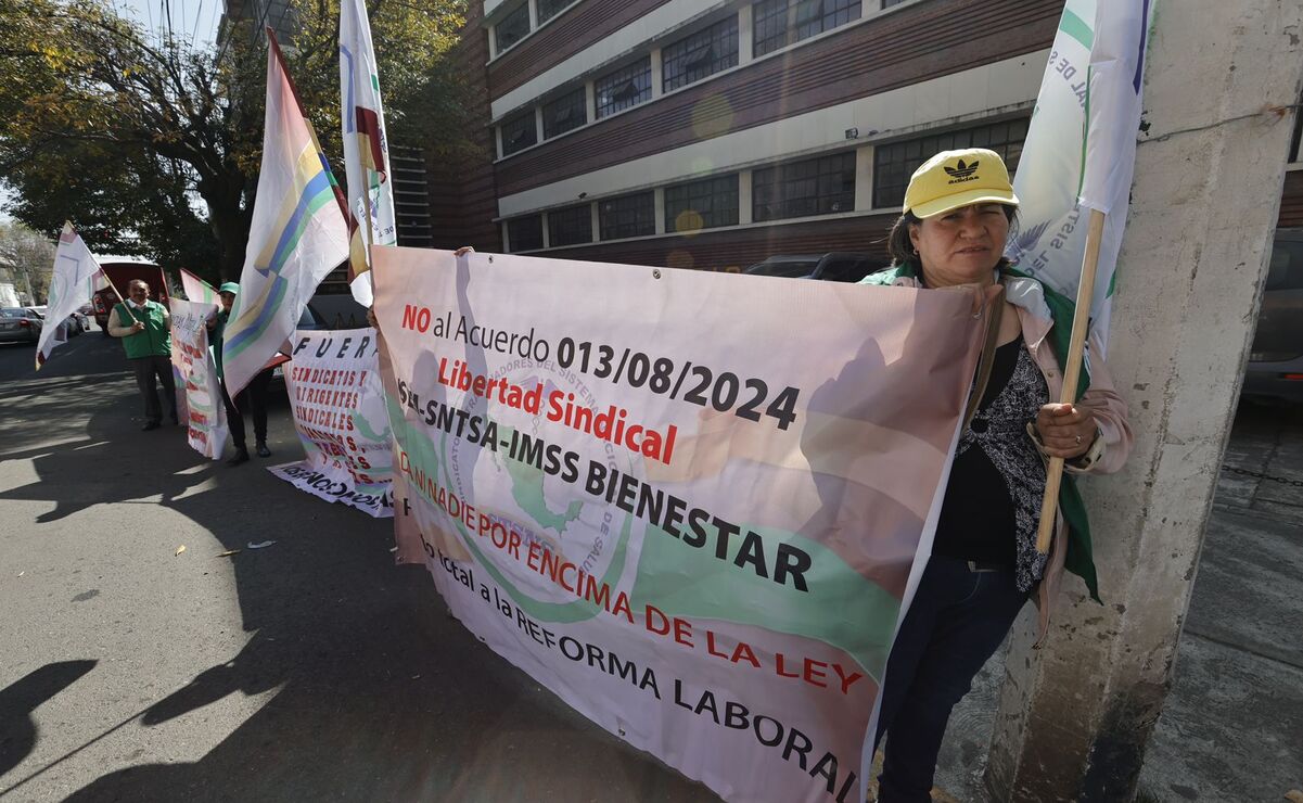 1,500 trabajadores han tenido irregularidades en sus pagos y no cuentan con insumos suficientes. Foto: Jorge Alvarado