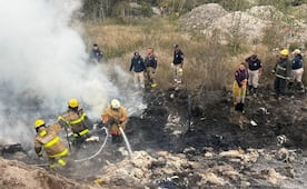 Bomberos sofocan incendio tras 9 horas de trabajo en Huehuetoca