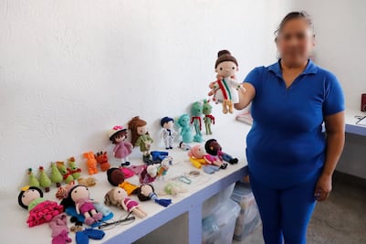 ¡Empoderamiento en crochet! Internas de Barrientos crean amigurumis de mujeres icónicas