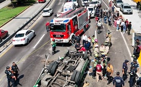 Video del accidente en la México-Pachuca: Choque de camión contra microbús dejó 14 heridos en Tlalnepantla
