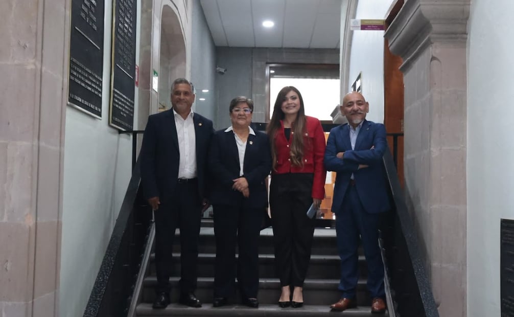 La secretaria de la Contraloría pidió apoyo de los legisladores para fortalecer las facultades de la dependencia. Foto Alejandro Vargas / El Universal