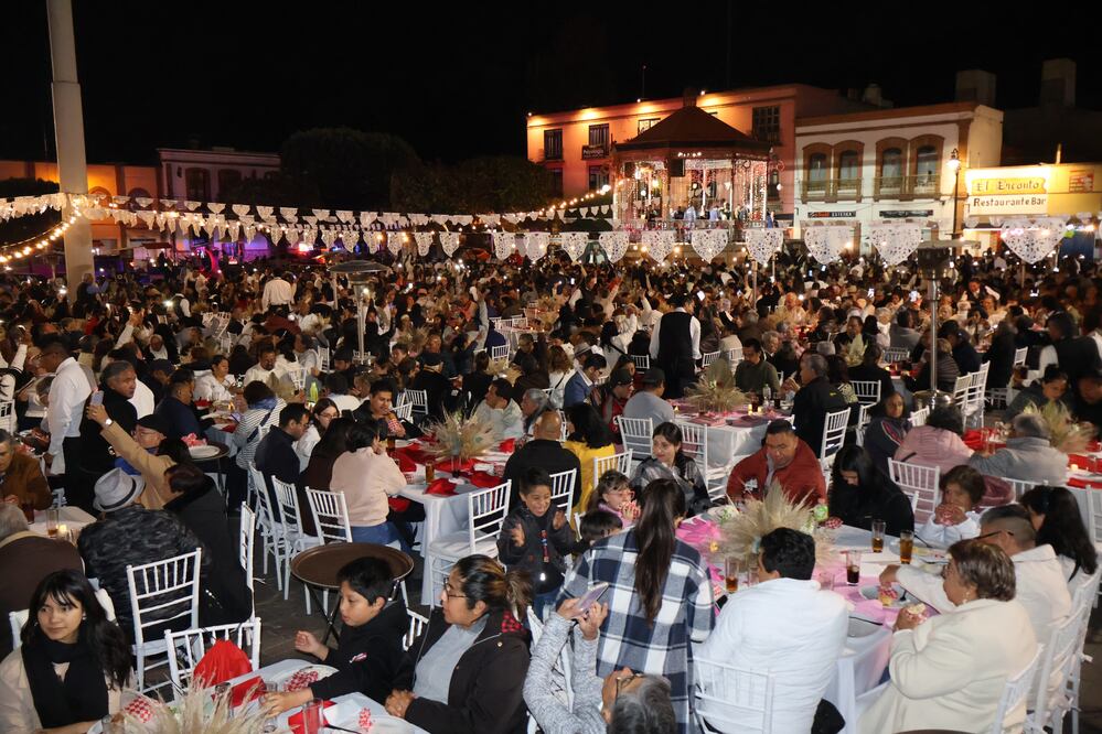 Metepec se consolida como un destino ideal para celebrar el amor, gracias a su arquitectura colonial y su ambiente acogedor. Foto Especial