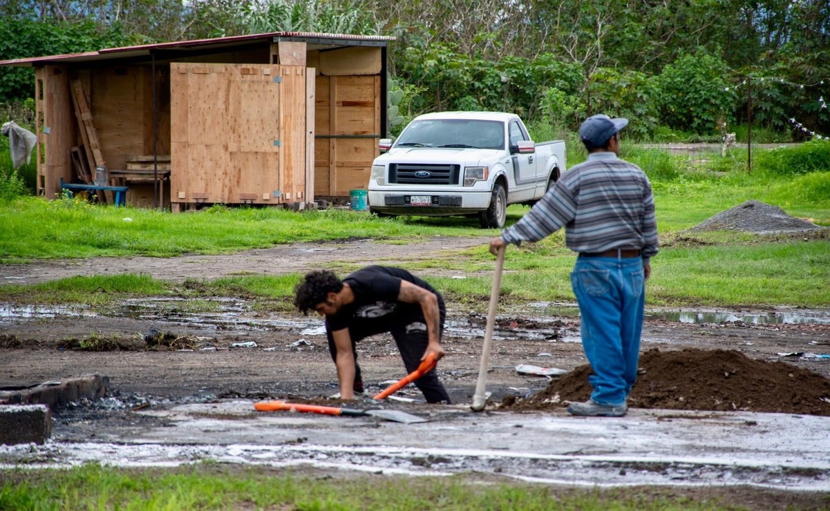 Artesanos de la pólvora comentaron que seguirán trabajando en el oficio pese al riesgo que implica / Foto: Especial