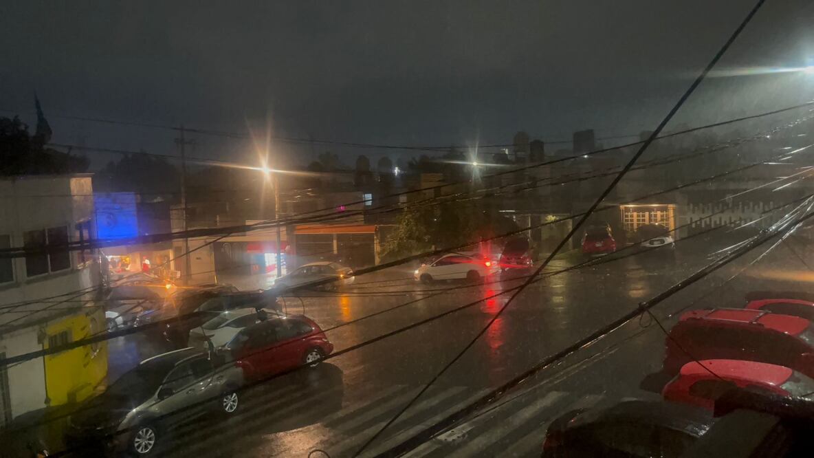 Lluvia azota Izcalli