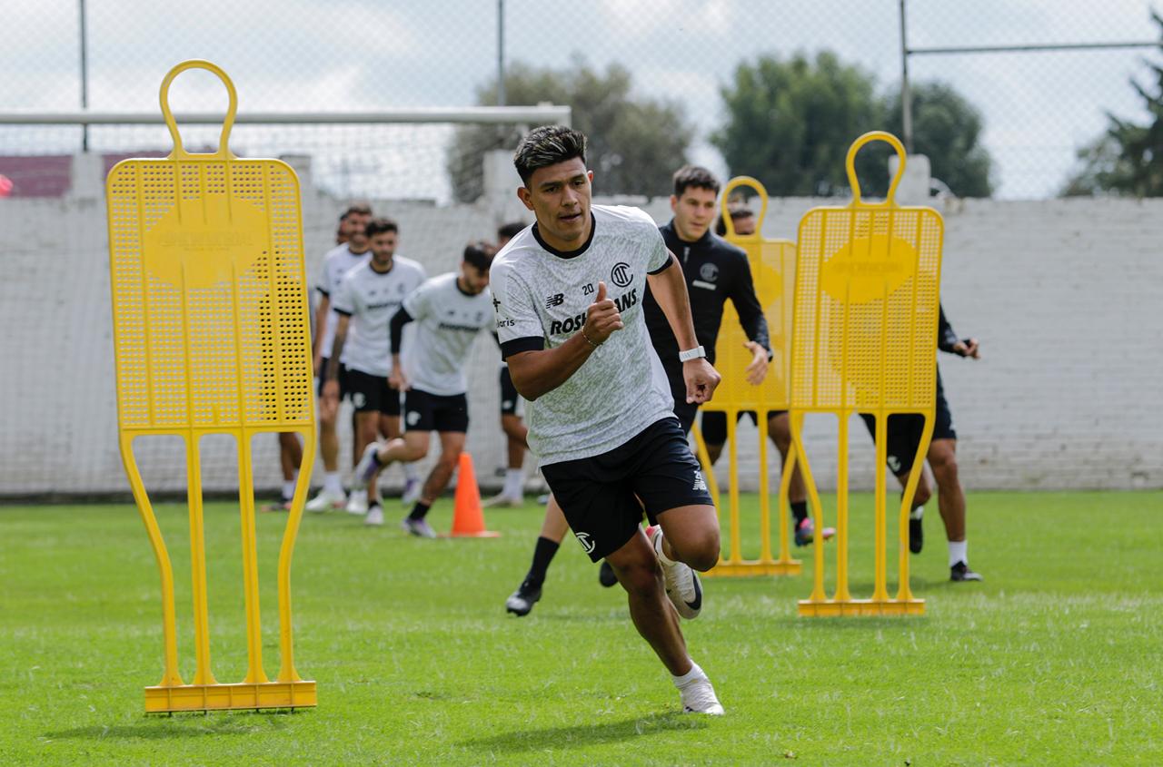 Jesús Gallardo reconoció que el enfrentamiento contra las Chivas de Guadalajara no será un partido sencillo / Foto Especial