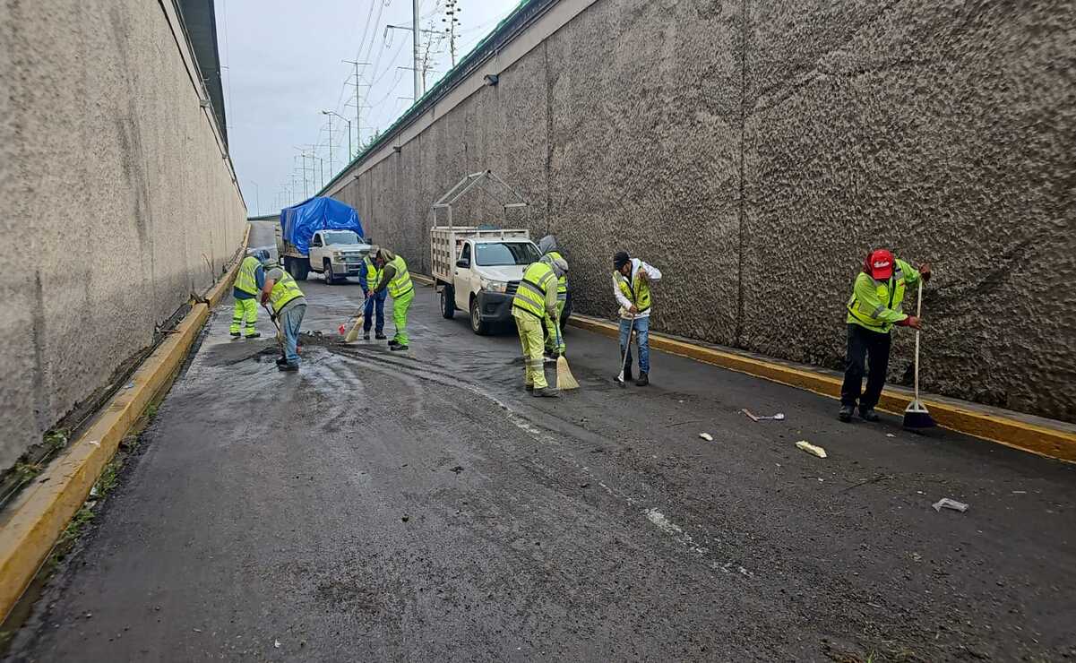 Protección Civil y Bomberos de Toluca así como de la Policía Municipal continúan auxiliando a la población / Foto Especial