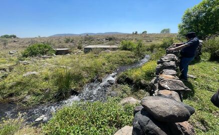 A dos años de una catástrofe ambiental: Fuga de ducto de Pemex continúa envenenando a Soyaniquilpan