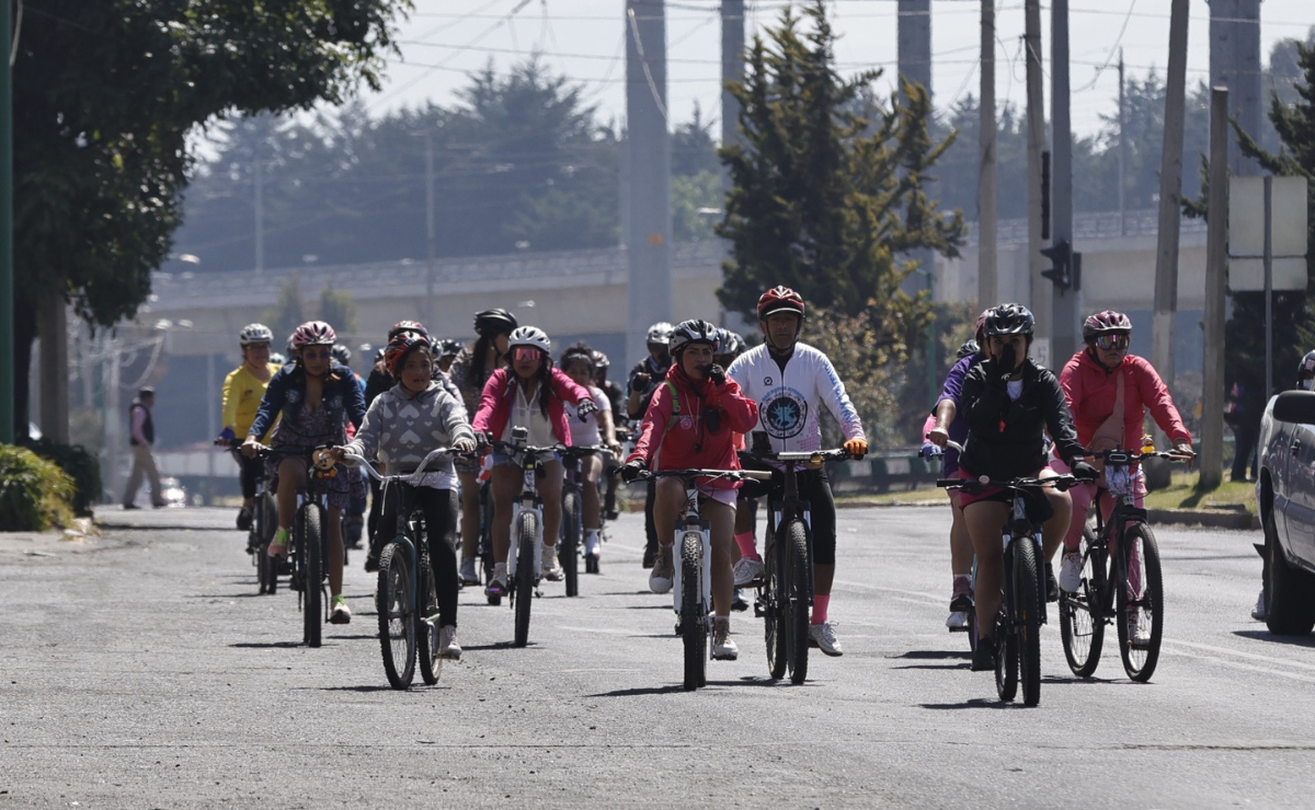 Integrantes de Bicionarias: Mujeres al Manubrio realizaron una rodada en Toluca contra el acoso vial Foto: Jorge Alvarado