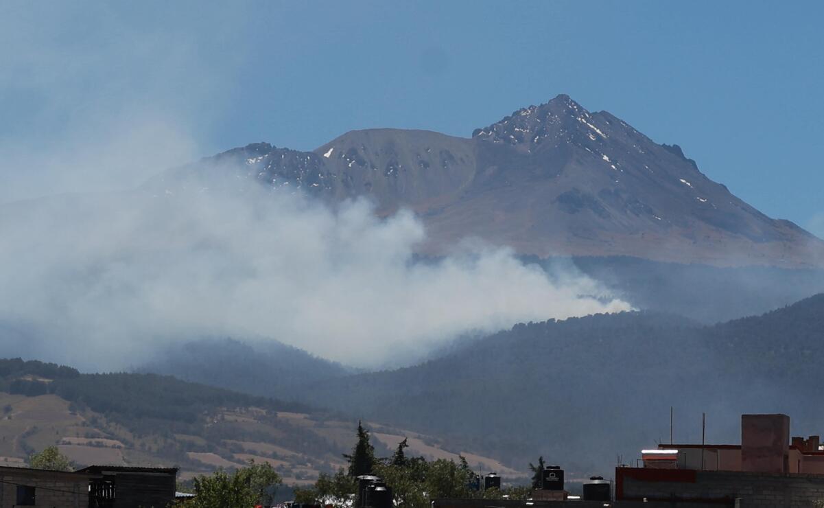El trabajo de los brigadistas se ha visto dificultado por la complejidad del terreno / Foto Alejandro Vargas
