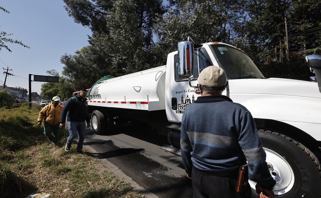 La extracción ilegal de agua ("huachicoleo") agrava la crisis hídrica en el Estado de México, afectando a miles de familias. Foto: Jorge Alvarado / El Universal Estado de México