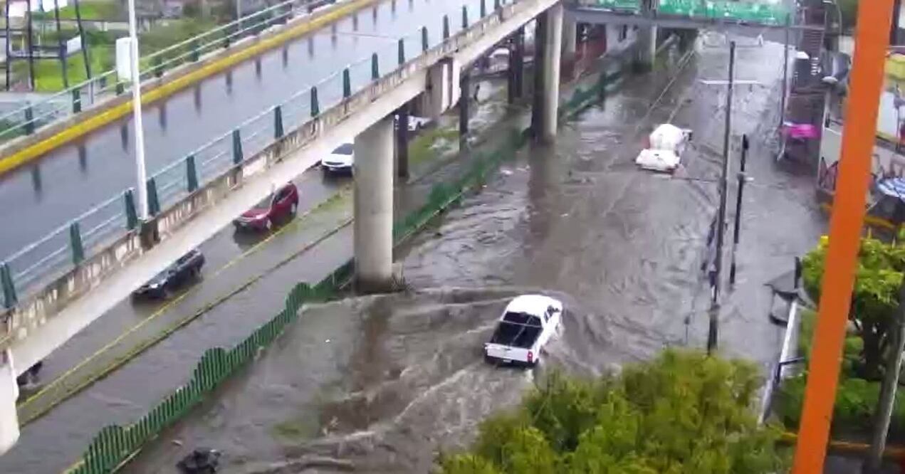 Las autoridades hicieron un llamado a los automovilistas a usar rutas alternas / Foto: Especial