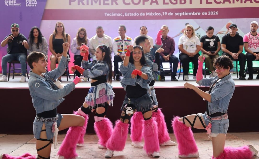 Jóvenes participando en las diversas disciplinas recreativas y culturales, como el torneo de baile K-Pop, que formaron parte de la justa. Foto Especial