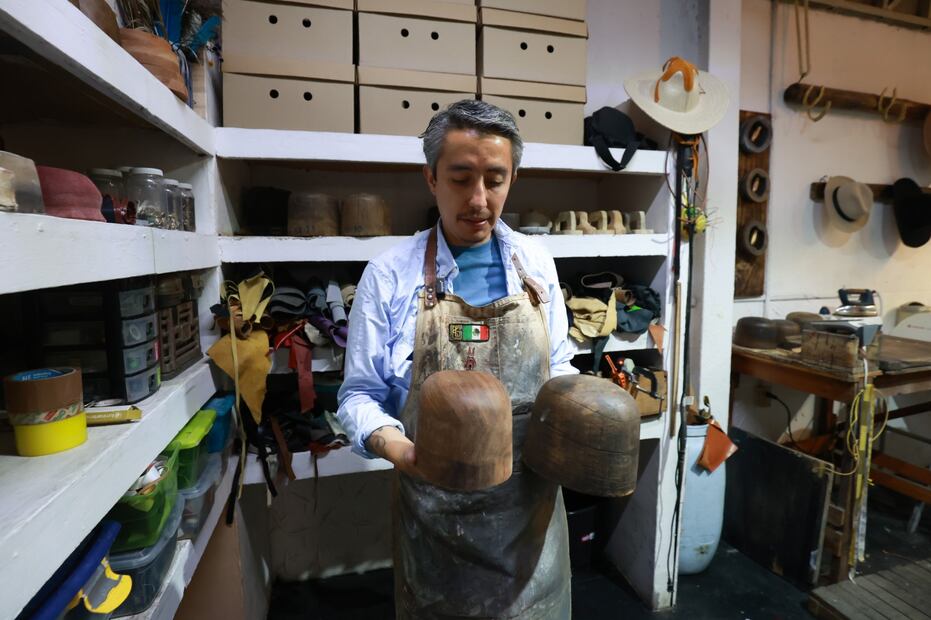 La artesanía, preservada con pasión y dedicación, puede trascender generaciones y fronteras. Foto. Alejandro Vargas. El Universal