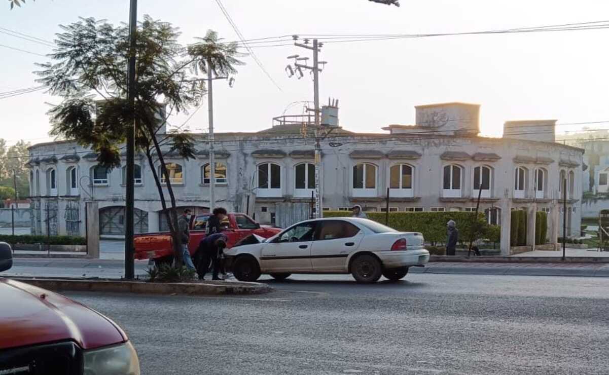 Las unidades fueron retiradas con grúa / Foto Especiales
