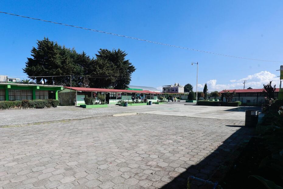 Durante 2025, el sector educativo fue uno de los más señalados con 600 quejas; en lo que va de 2026, ya se contabilizan 13 expedientes en niveles de primaria y secundaria. Foto Alejandro Vargas / El Universal