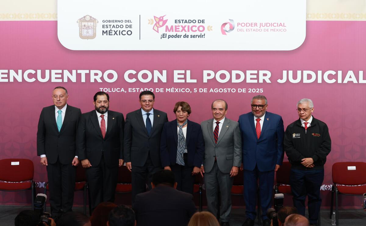 La gobernadora del Estado de México, Delfina Gómez Álvarez, asistió al “Encuentro entre el Poder Ejecutivo y el Poder Judicial”. Foto: Alejandro Vargas / El Universal Estado de México
