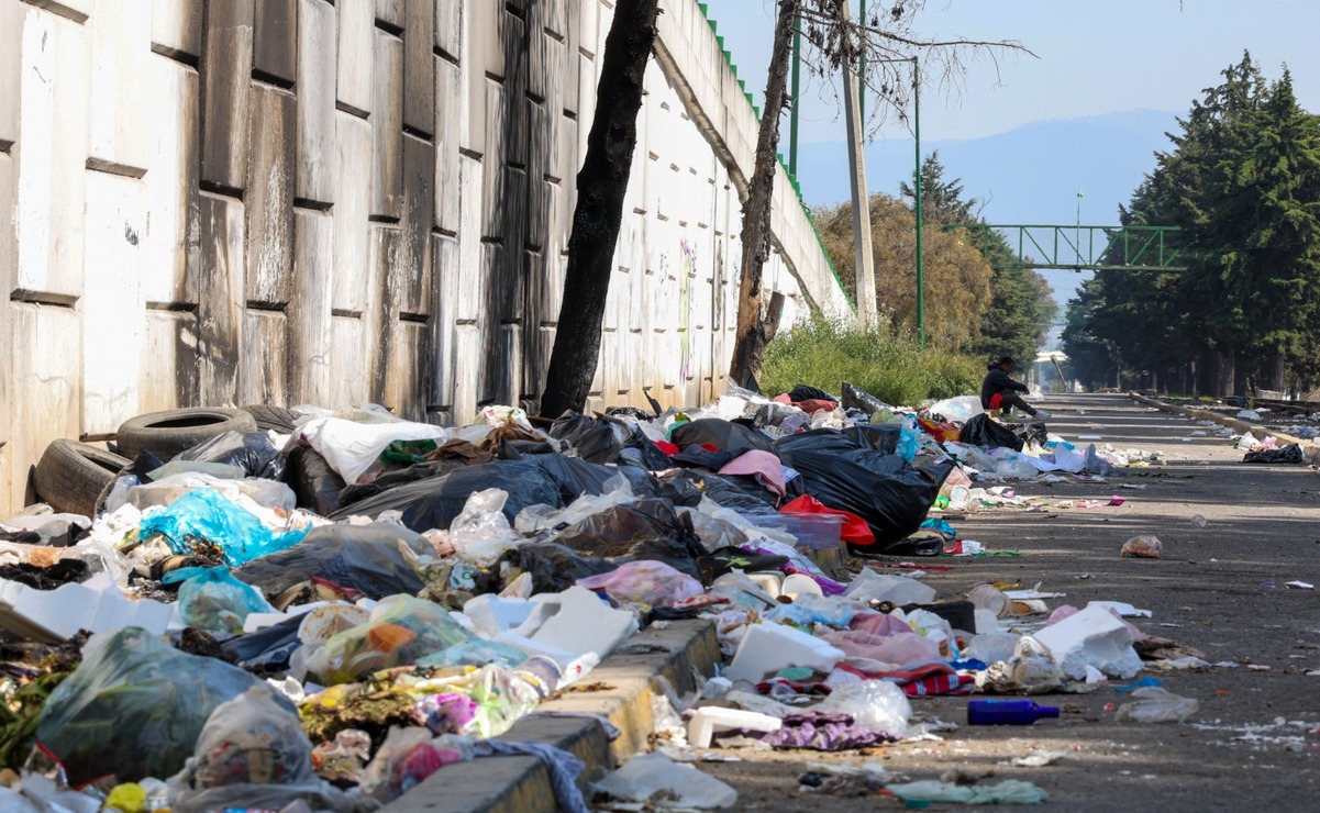 La problemática se concentra en los cruces de la avenida que atraviesan San Mateo Atenco, Metepec y Toluca / Foto Arturo Hernández