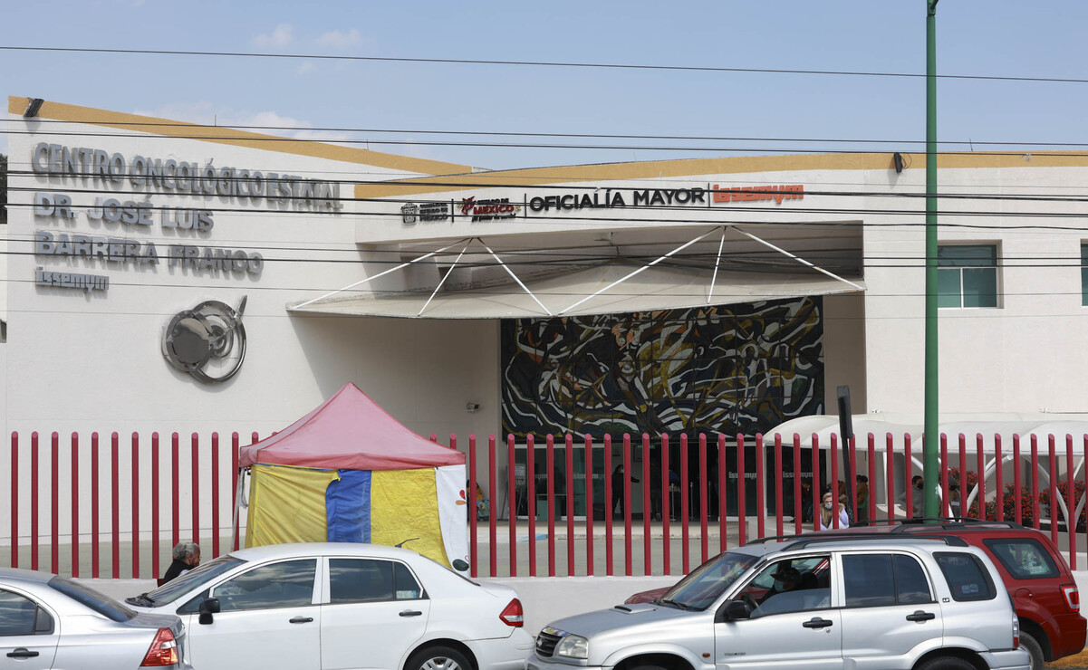 De acuerdo con pacientes del Centro Oncológico Estatal del ISSEMYM, desde el segundo semestre del 2024 la situación  de los medicamentos se regularizó a medias. Foto: Alejandro Vargas / El Universal Estado de México