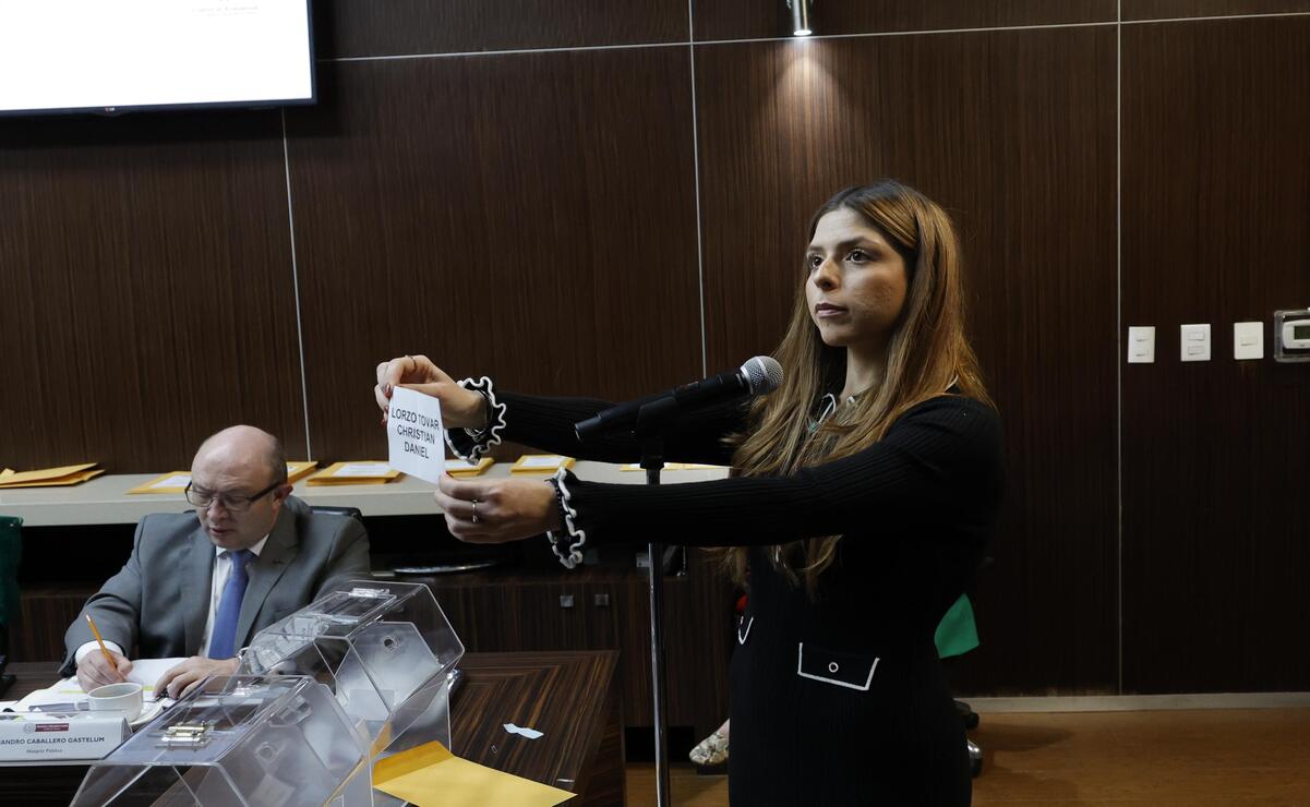 Para el actual proceso de insaculación se registraron ante el Comité del Poder Legislativo 594 personas / Foto Arturo Hernández