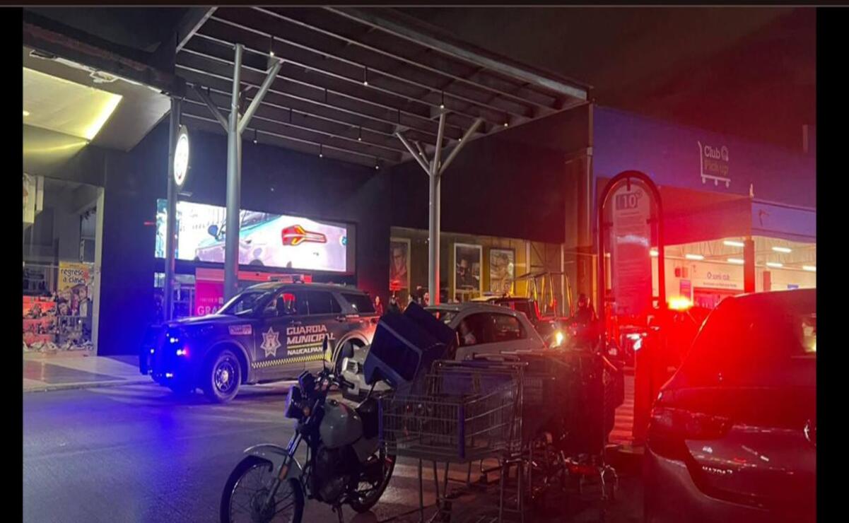 Naucalpan: Detienen a sospechoso de doble homicidio en plaza La Cúspide; se le decomisó un arma