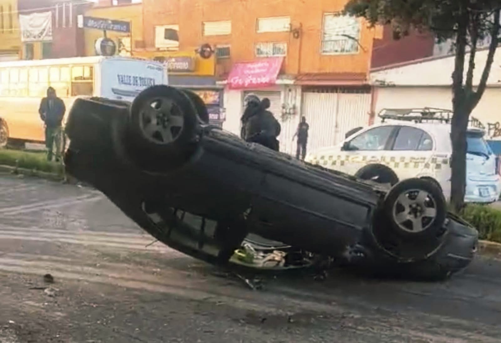 Uno de los jóvenes huyó / Foto Especial