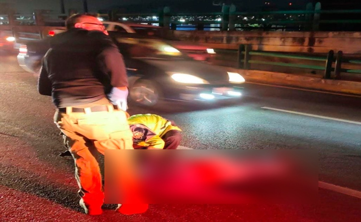 Una pareja de motociclistas falleció en Paseo Tollocan al derrapar la unidad en la que viajaban. Foto: Especial