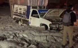 ¡Atrapados en el hielo! Granizada histórica colapsa la México–Pachuca cerca del AIFA