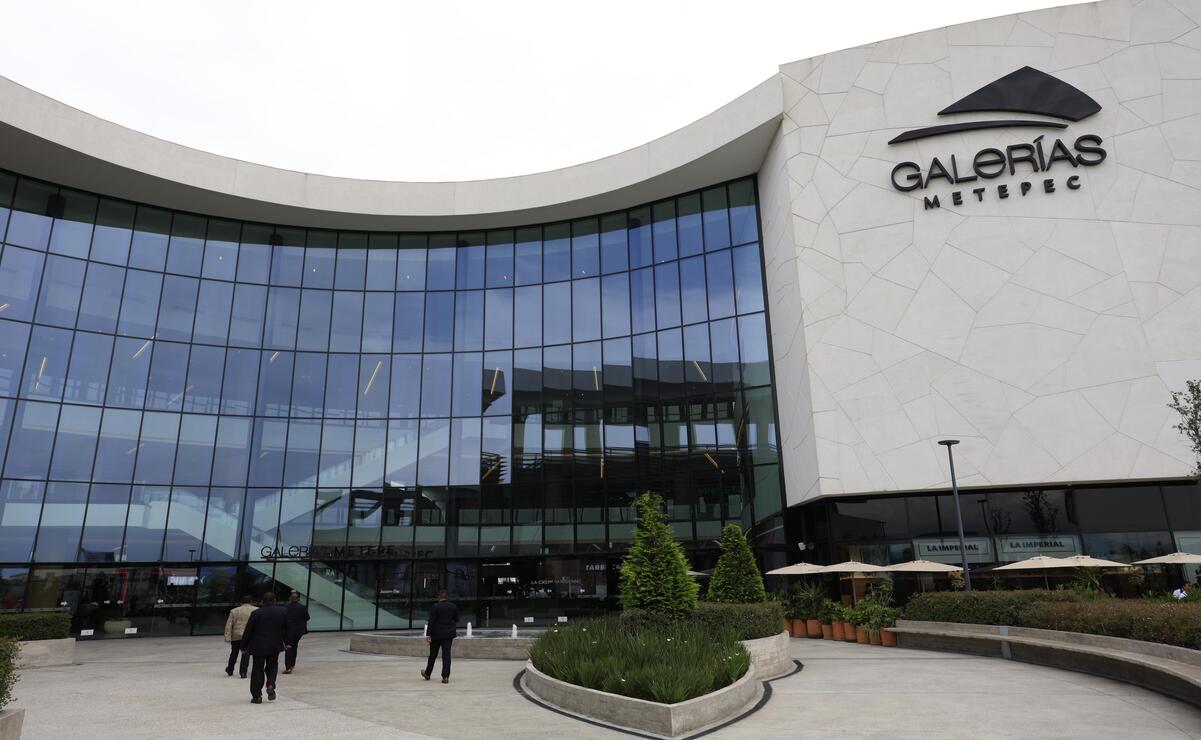 Inauguran ampliación de Galerías Metepec / Foto Arturo Hernández