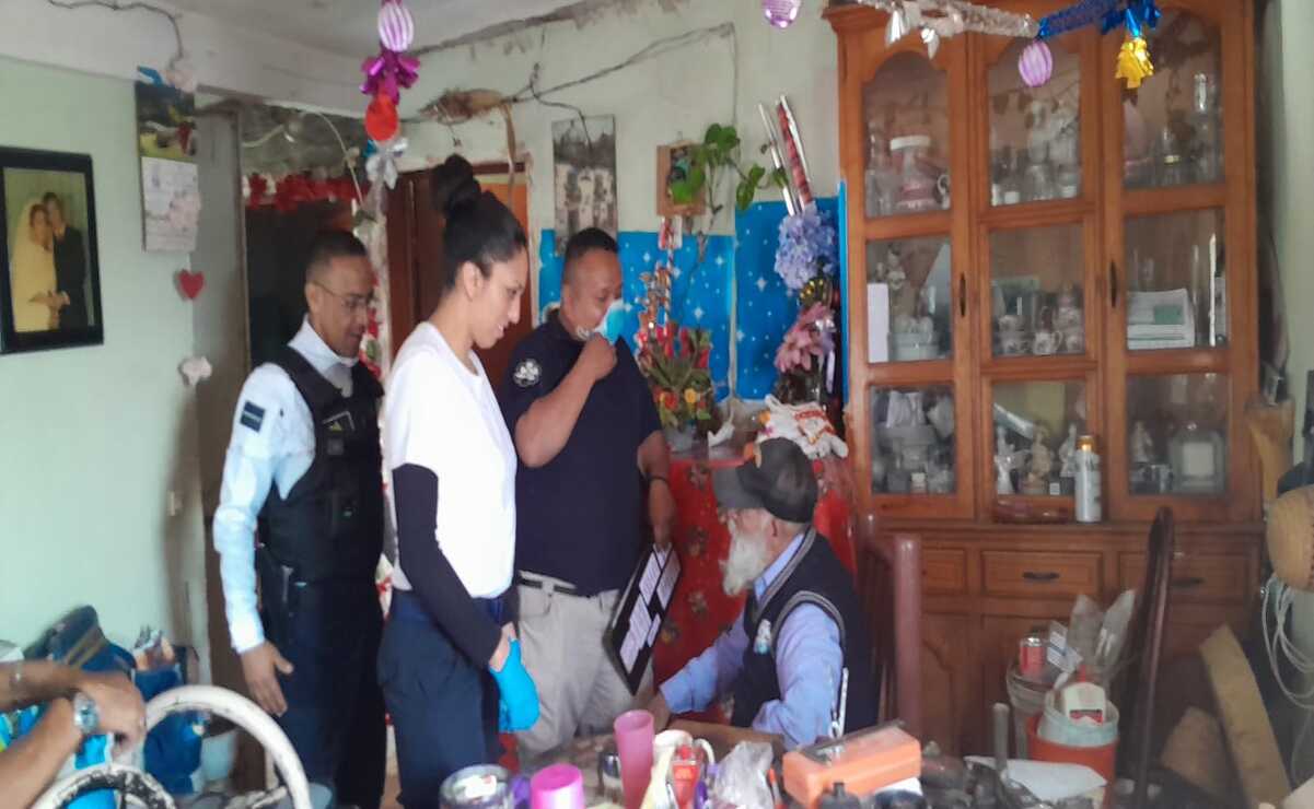 El adulto mayor fue llevado a la clínica 197 del IMSS para una valoración integral / Foto Especial