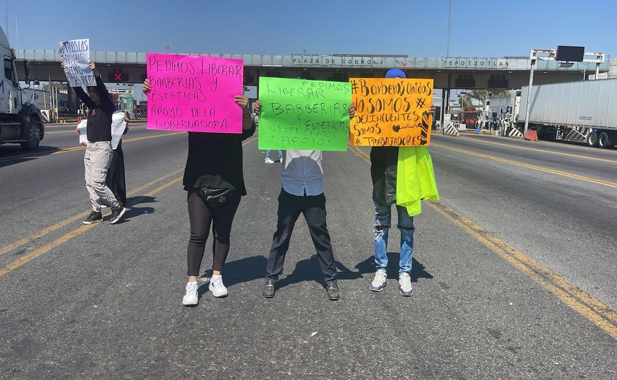Se suma el segundo día consecutivo de protestas por el cierre de barberías / Foto: Especial