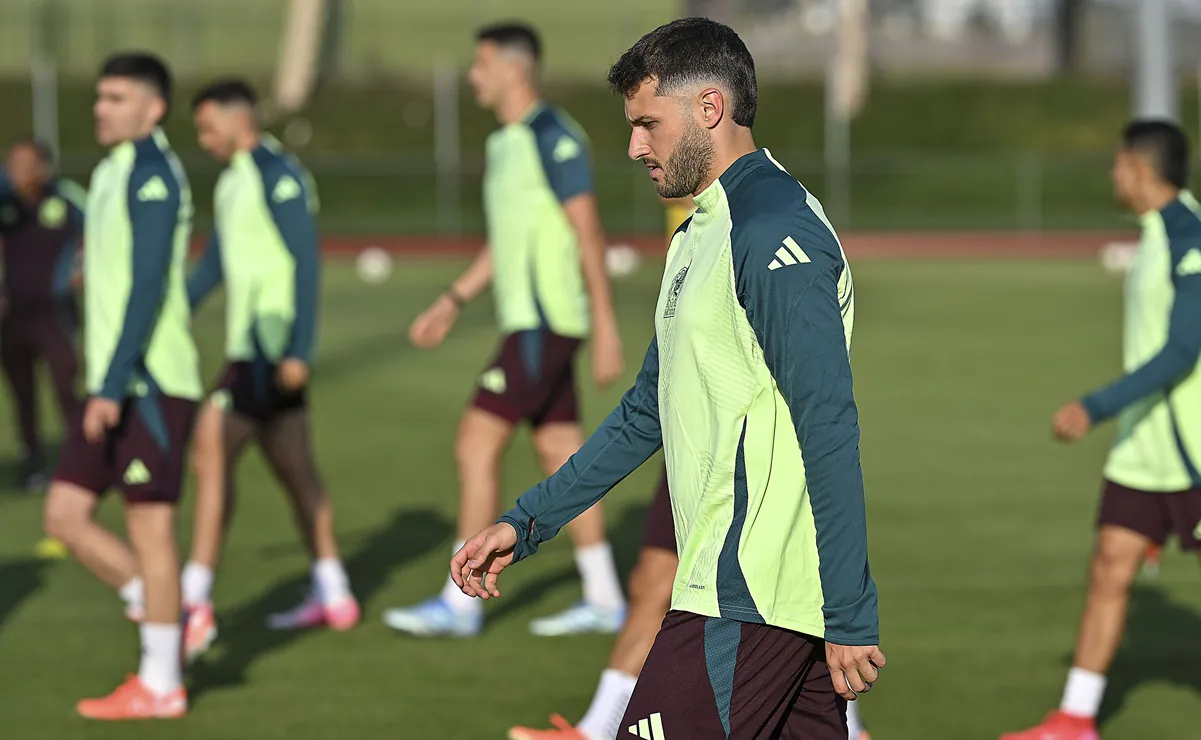Selección Mexicana en entrenamiento, previo a su debut en la Copa Oro de 2025. - Foto: Imago7
