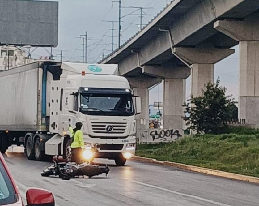 El percance ocurrió alrededor de las 18:00 horas. Foto Especial
