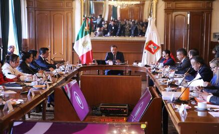 Ricardo Moreno Bastida instala formalmente el Ayuntamiento de Toluca