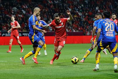 Toluca sorprende y derrota a Tigres en el Nemesio Diez