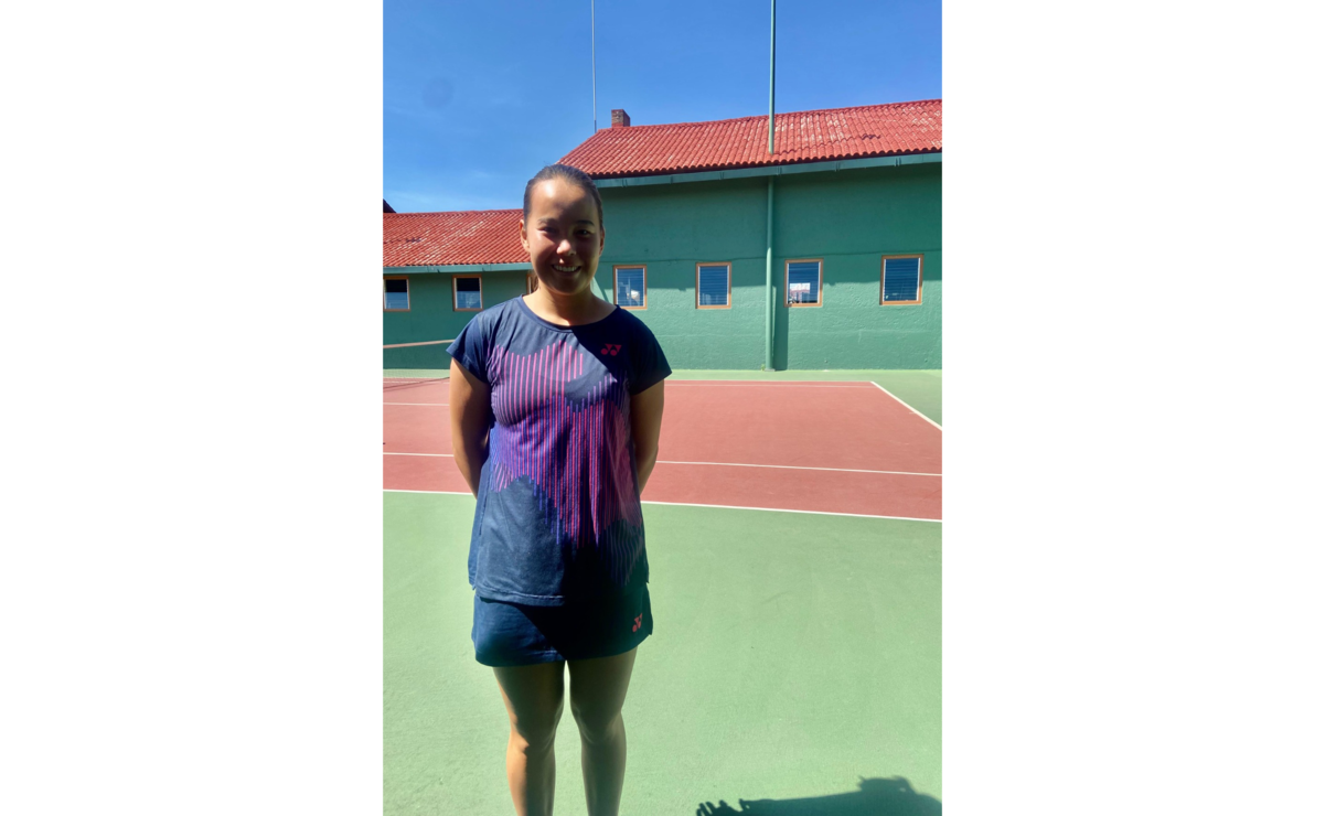 Hikari Yamamoto compartió su historia como tenista, quien indicó que comenzó gracias al apoyo y motivación de su hermana mayor quien la inscribió en el deporte blanco desde niña. Foto: Hanna Santillán
