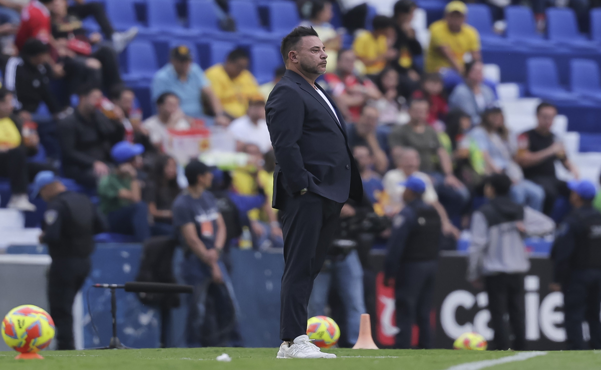 Tras la jugada donde no acreditaron un gol al Toluca, Antonio Mohamed no quiso entrar en polémicas. Foto: Especial