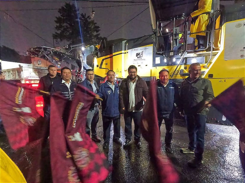 Los trabajos comenzaron en La Ahuizotla y Salvador Sánchez Colín, donde el presidente municipal Isaac Montoya Márquez acudió al arranque. Foto: especial