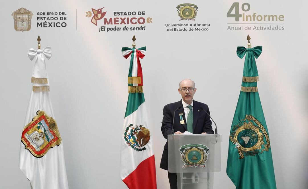 El rector Carlos Eduardo Barrera Díaz informó que actualmente cuentan con 161 programas educativos profesionales / Foto: Arturo Hernández