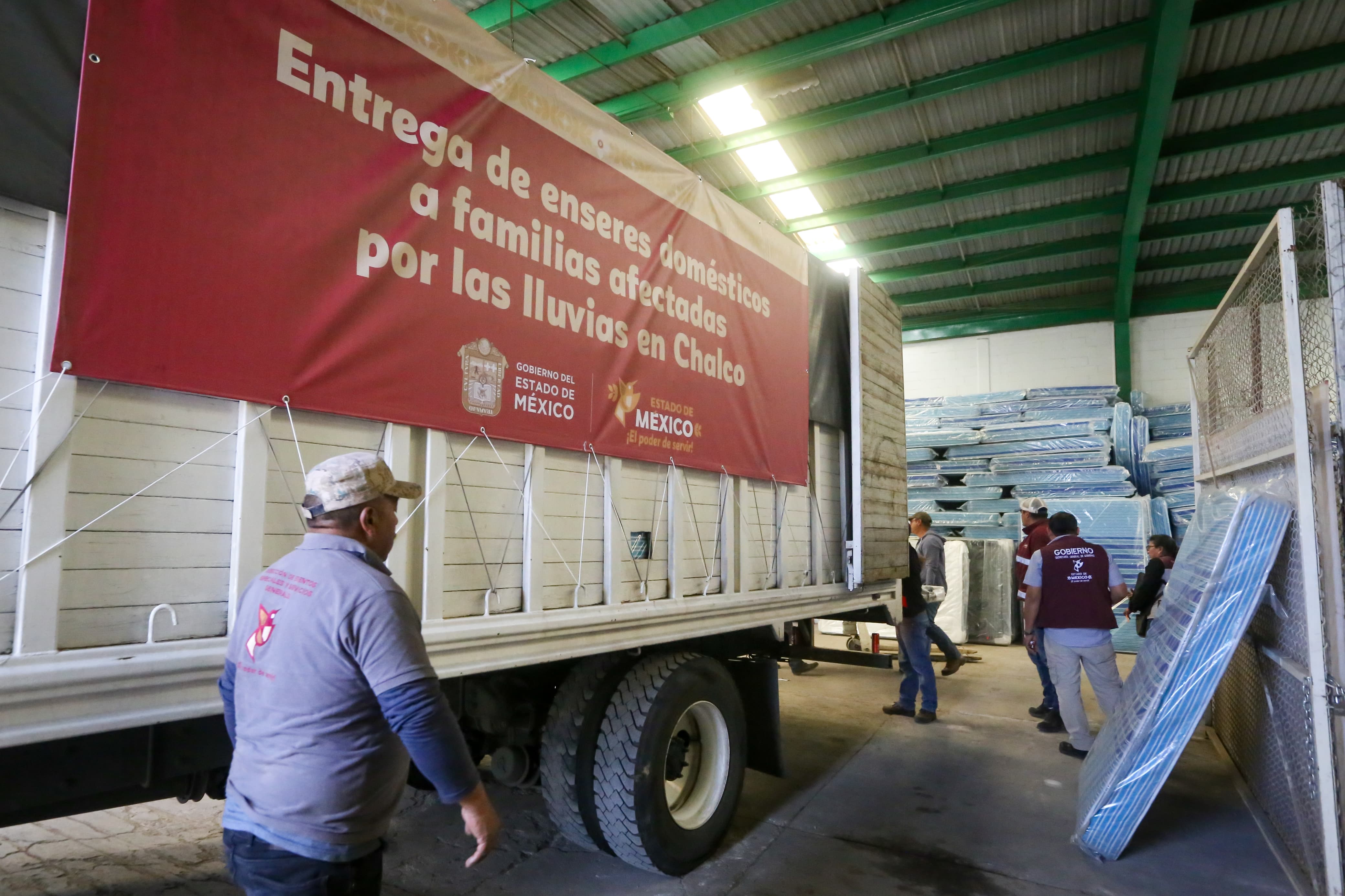 El gobierno municipal donó electrodomésticos y el gobierno estatal el resto de artículos, como colchones. Foto Luis Camacho